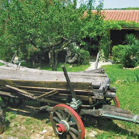 Nice In Porec-mugeba With Wifi Mugeba